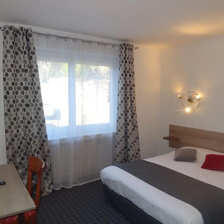 Les Ambassadeurs Hotel Saint-Chamond Exterior foto
